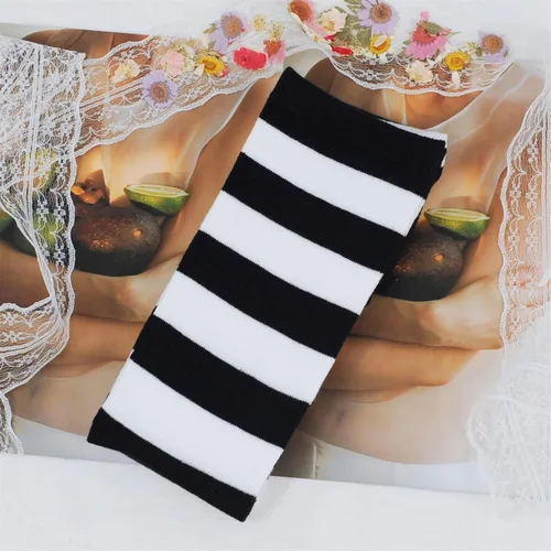 Vista 4 de Intgoodluckycc Calcetines altos hasta el muslo para mujer, calcetines largos hasta la rodilla, calcetines por encima de la rodilla para mujer