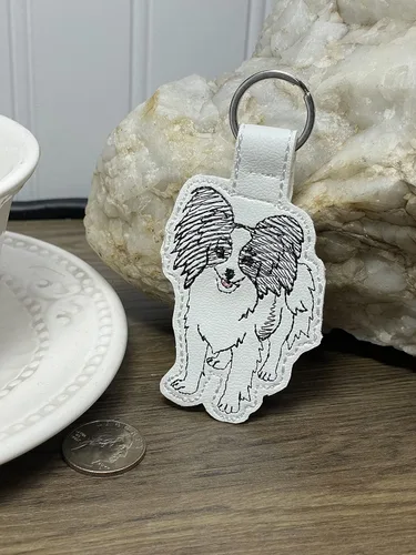 Vista 2 de Papillon Dog Breed Keychain Bag Tag by Syntryz