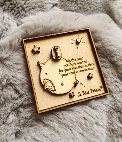 Vista 2 de The Little Prince Wood Engraved 3D Magnet - n.3 Rose - multi-layered