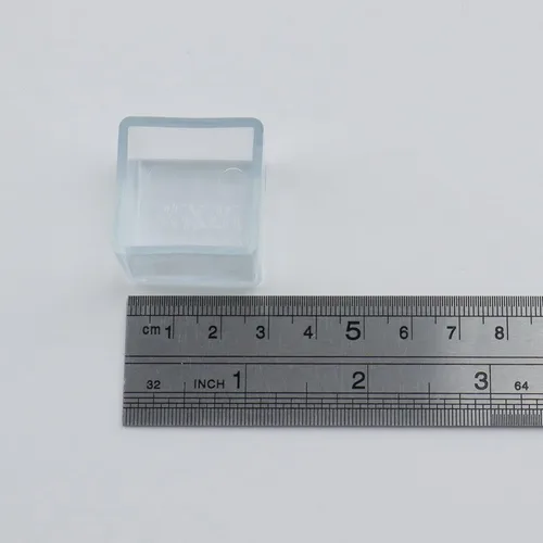 Vista 4 de Geesatis Paquete de 20 protectores de patas de silla para suelos de madera dura, protectores cuadrados de silicona transparente para patas de silla