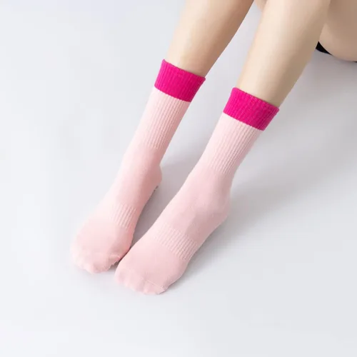Vista 4 de Calcetines de yoga y pilates con empuñaduras para mujer, antideslizantes, coloridos, teñido anudado, acolchados, calcetines para bailar en barra