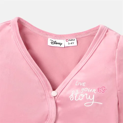 Vista 3 de Disney Conjunto de vestido y cárdigan para niñas, 2 piezas, vestido sin mangas con estampado de niña pequeña y cárdigan de manga larga