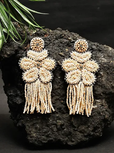 Vista 6 de Vinca jewel's Aretes bohemios con cuentas, diseño de flores en color melocotón, aretes tropicales para mujeres y niñas, diseño floral perfecto