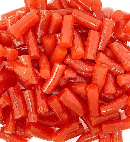 Vista 2 de SweetGourmet Finnska Strawberry Bites Dulces finlandeses de regaliz a granel 1 libra