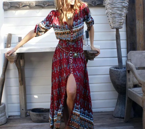 Vista 3 de R.Vivimos - Vestido bohemio a media pierna de verano para mujer con estampado floral, botones, tirantes delgados, cuello en V