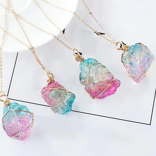 Vista 4 de iLH - Dije de diamantes de imitación para mujer, con letras, de compromiso, joya para regalar de ZYooh, talla única