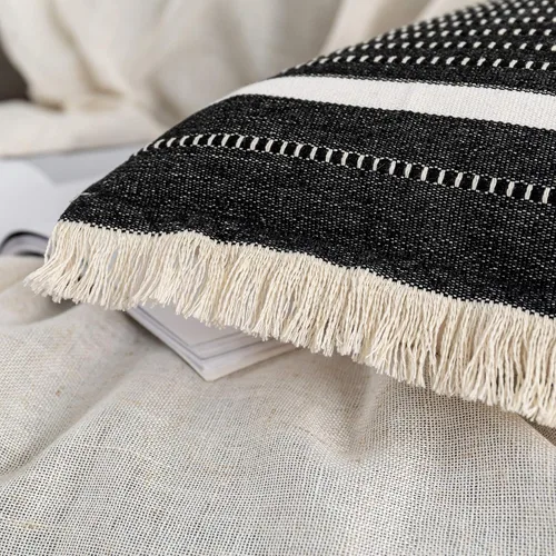 Vista 2 de OJIA Funda de Almohada Moderna con Borlas, Funda de Cojín Decorativa con Flecos de Liana, Funda de Almohada Tejida Estilo Granja para Sofá Silla