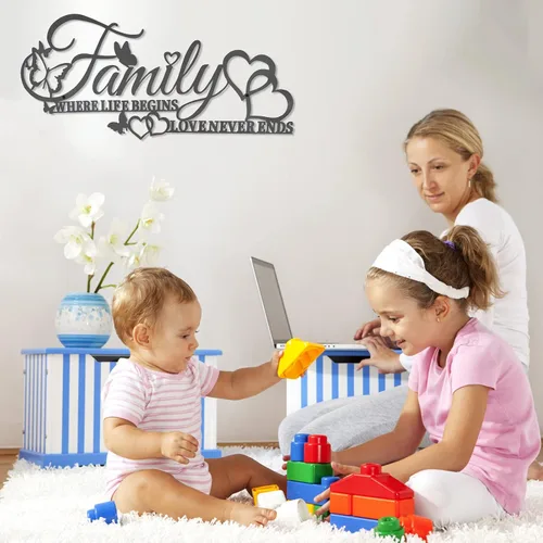 Vista 2 de Family Where Life Begins Love Never Ends Word - Decoración de pared de metal negro con corazón de mariposas, escultura colgante de letras de hierro