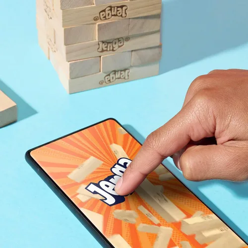 Vista 3 de Juego oficial de Jenga de Hasbro Games Dado digital para 6 formas más de jugar Juego original de bloques de madera Torre de apilamiento