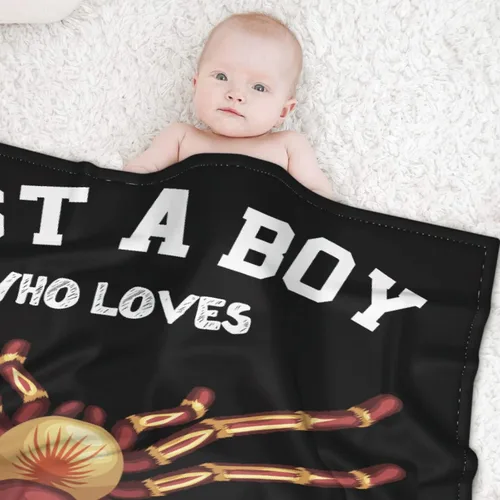 Vista 8 de Manta con texto en inglés "Just A Boy Who Loves Spiders", ligera y acogedora, manta de franela de forro polar, el mejor regalo, decoración del hogar