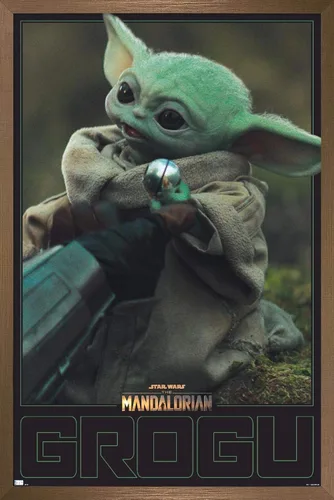 Vista 16 de Trends International Star Wars: The Mandalorian Season 2 - Póster de pared Grogu, 22.4 pulgadas de largo x 14.7 pulgadas, versión enmarcada