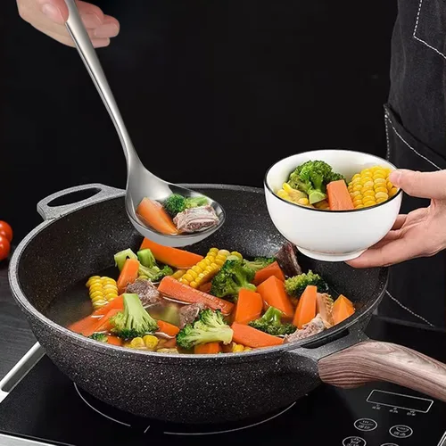 Vista 7 de Cucharas de sopa de acero inoxidable para ramen, juego de 4 cucharas de sopa asiáticas pulidas con espejo (mango corto)