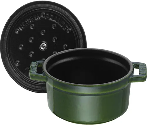Vista 4 de Staub Mini Cocotte Redondo de Hierro Fundido de 0.25 cuartos de galón - Albahaca, Hecho en Francia