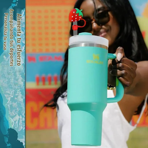 Vista 6 de Stanley - Juego de funda para popote y popote de repuesto de 40 onzas, 6 popotes reutilizables + 4 adornos de silicona + cepillo limpiador