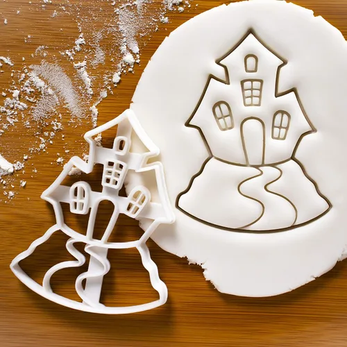Vista 8 de Juego de 4 cortadores de galletas con temática de brujería (diseños: vela, caldero, sombrero de bruja y casa encantada), 4 piezas - Bakerlogy