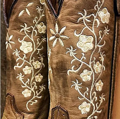 Vista 3 de SO SIMPOK Botas vaqueras retro occidentales para mujer, con diseño de mariposas bordadas de media pantorrilla, botas de tacón grueso