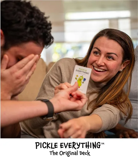 Vista 8 de Pickle Everything – El juego de palabras de ritmo rápido, lleno de juegos de palabras donde cada respuesta comienza con "P" y debes decir "Pickle"!