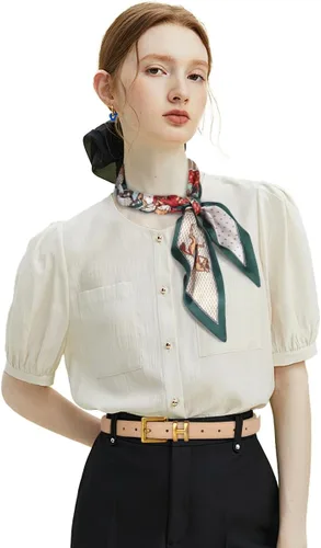Vista 25 de Cinturón de cuero clásico con hebilla de metal para mujer con vestido de jeans