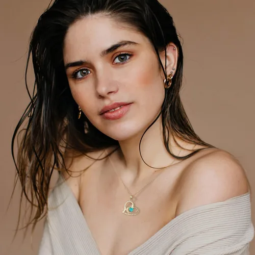 Vista 2 de Joyas de piedra natal para esposa, regalos para ella, plata de ley 925 chapada en oro de 18 quilates, collar con dije de corazón con texto en inglés