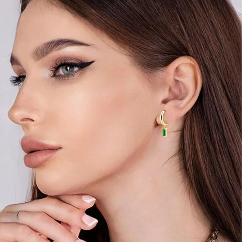 Vista 25 de Gold Huggie Hoop Earrings Crystal Green Drop Earrings