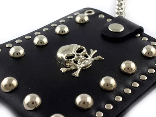 Vista 2 de Cartera de cuero con tachuelas punk de calavera para hombre con llavero largo de jeans, Negro