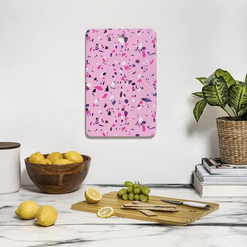 Vista 2 de Society6 Tabla de cortar de bambú Emanuela Carratoni Celestial Geometric Art Tabla decorativa para servir charcutería, terrazo rosa, 16 pulgadas