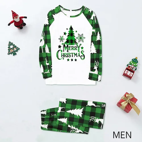 Vista 2 de Pijamas de Navidad a juego 2023 para la familia, de manga larga, con estampado de letras, pantalones modernos y familiares de Navidad