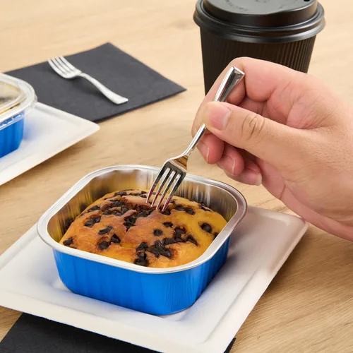Vista 5 de Restaurantware - Moldes desechables, paquete de 100 tazas cuadradas de aluminio para hornear de 10 onzas - Las tapas se venden por separado, listas