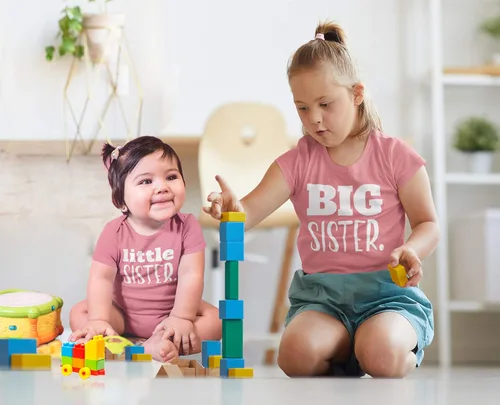 Vista 4 de Conjunto de camisa de regalo para niñas recién nacidas