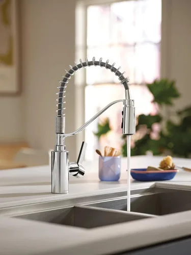 Vista 4 de Moen Genta LX - Grifo de resorte con potenciador de potencia, grifo de cocina moderno con un mango, enjuague previo, fácil instalación, cromo, 5926