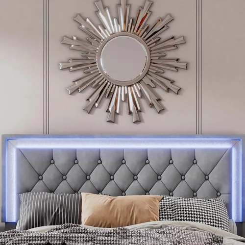 Vista 4 de Linique Base de cama tapizada tamaño Queen con luces LED, cama moderna de plataforma de terciopelo de madera con cabecera capitonada con botones