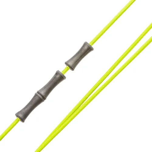 Vista 5 de Bear Archery Spark - Juego de arco juvenil, recomendado para edades de 5 a 10 años, ambidiestro, incluye 2 flechas, protector de brazos, carcaj