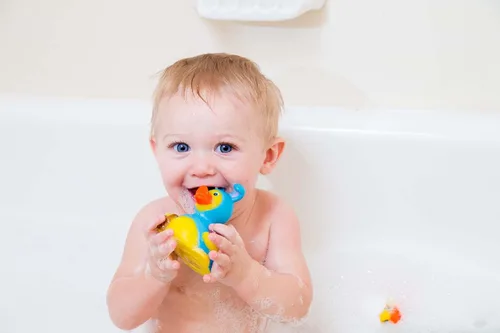 Vista 5 de Patito de goma de 3 pulgadas [agujero sellado, flota de pie] - Juguete de baño seguro para bebés en la bañera - Patito de goma para fiestas