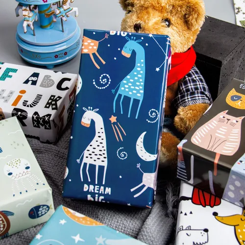 Vista 3 de WRAPAHOLIC Hoja de papel de regalo, 12 hojas con bonito diseño de animales para cumpleaños, vacaciones, fiestas, baby shower, 17.5 x 39.3 pulgadas