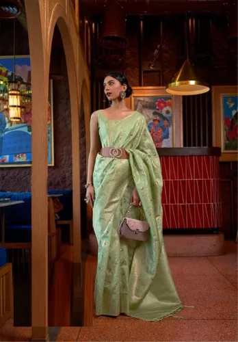 Vista 2 de Mujeres indias Tussar seda tejido de telar de mano, ropa de fiesta, diseño de sari Karva Chatuth Festival diseñador musulmán Sari 3306