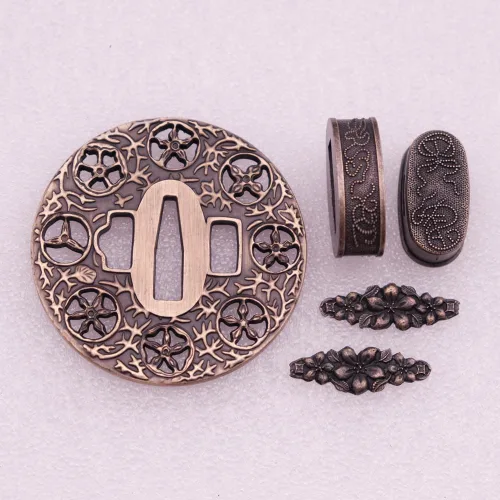 Vista 42 de Espada samurái japonesa KOSHIRAE – TSUBA FUCHI KASHIRA MENUKI 68-100