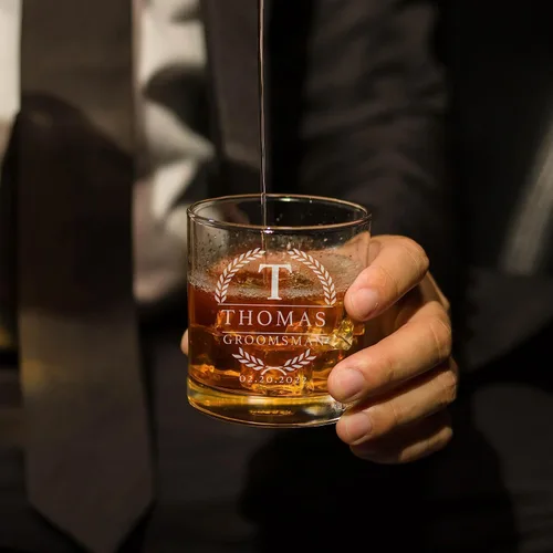 Vista 7 de Regalos individuales para padrinos de boda, vasos de whisky personalizados para padrinos de boda, regalos personalizados para propuesta de padrinos