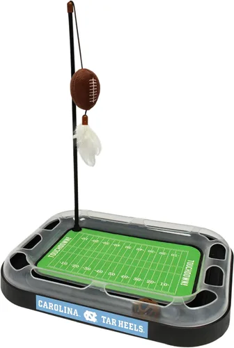 Vista 17 de Pets First NCAA Alabama Crimson Tide Football Field - Juguete rascador para gatos con peluche relleno de hierba gatera y juguete de plumas, con bola