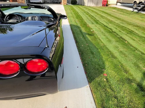 Vista 4 de Kit de conversión de mástil de antena eléctrica para Chevrolet Corvette (1993-2004)