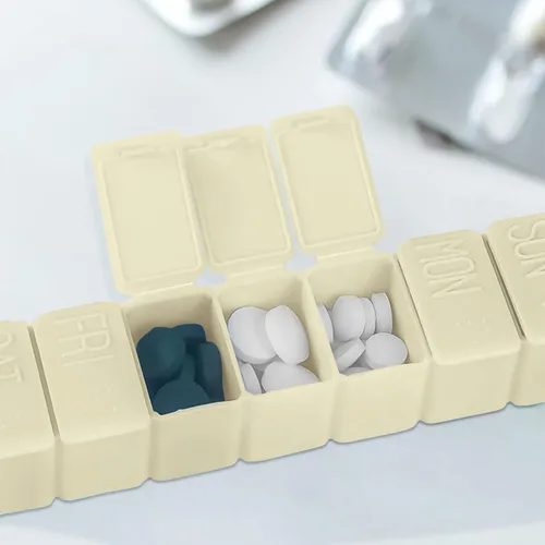 Vista 7 de Organizador semanal de píldoras pequeñas, pastillero de 7 días, caja de medicina diaria de vitaminas, recipientes de píldoras para suplementos