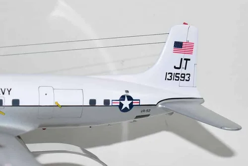 Vista 6 de VR-52 Taskmasters C-118B/RD6-1 (1980) Modelo, Escala 1/78, Caoba, DC-6, Douglas