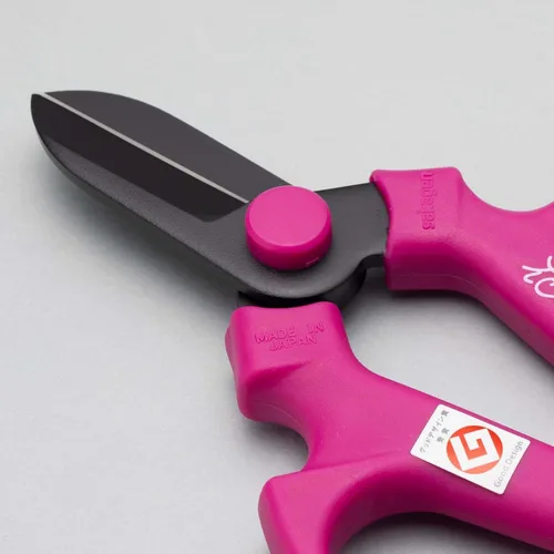 Vista 5 de Sakagen Hand Creation F170 Black Blade Series (Violeta) Carbono con revestimiento de flúor que ha aumentado la durabilidad y resistencia a