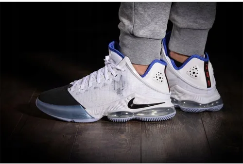 Vista 7 de Nike Zapatillas de baloncesto Lebron 19 Low