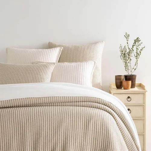 Vista 12 de Pine Cone Hill Pick Stitch Evergreen - Funda de almohada de Matelasse, tamaño estándar, patrón sólido verde