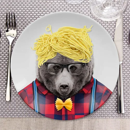Vista 2 de Wild Dining Plato de cena divertido I 100% cerámica I Plato divertido de 9 pulgadas I Plato divertido con estampado de mascotas goofy I vajilla