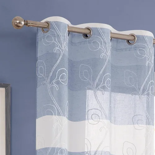 Vista 2 de Dainty Home Silvia - Par de paneles de ventana con bordado floral de chenilla de 76 x 84 pulgadas, color azul, SILV7684BL