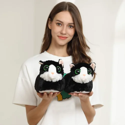 Vista 5 de Pantuflas de gato de invierno mullidas de felpa suave para hombres, mujeres y niños, gato encantador con ojos grandes, Negro