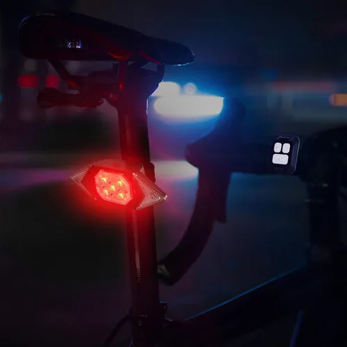 Vista 6 de Luces de bicicleta delanteras y traseras recargables, Maketheone Super Bright Juego de faros y luces traseras para bicicleta, señales de giro, fácil
