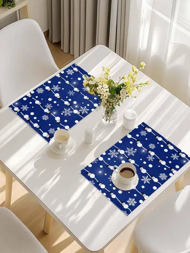 Vista 7 de Juego de 4 manteles individuales de Navidad de muñeco de nieve azul para mesa de comedor, juego de 4 manteles de tela impermeables, manteles Navidad
