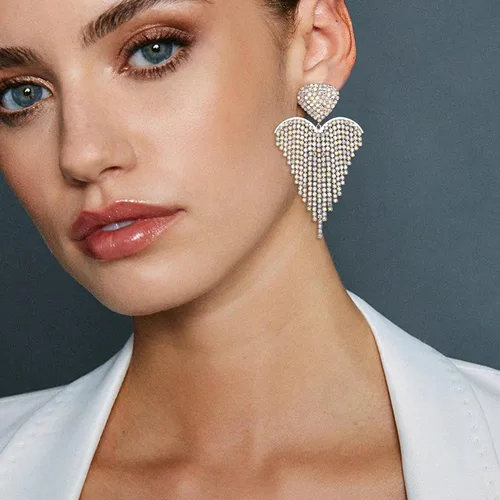 Vista 2 de BriLove Pendientes colgantes para mujer con borlas y flecos de cristal para boda